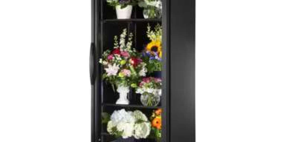 How to Choose the Right Floral Display Cooler for Your Flower Shop