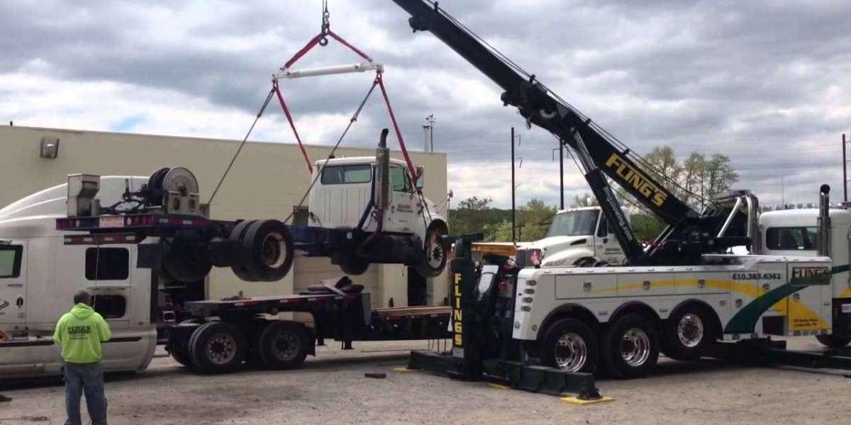 Why Fast Heavy Duty Towing Matters During Roadside Emergencies