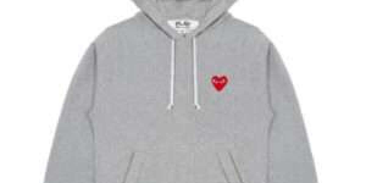 CDG Hoodie: The Perfect Blend of Comfort and Contemporary Streetwear