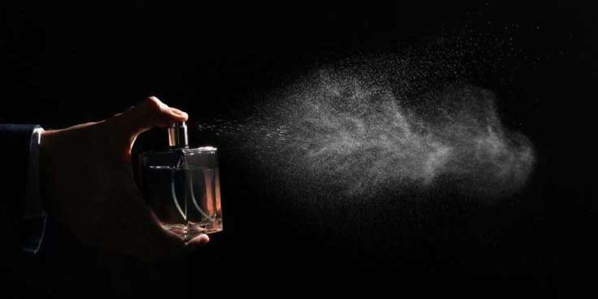 عطر صدف من أجمل: لمسة أنيقة برائحة ساحرة تدوم طويلاً